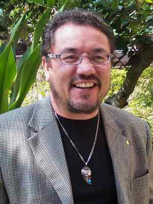 Dr. Edil Torres Rivera