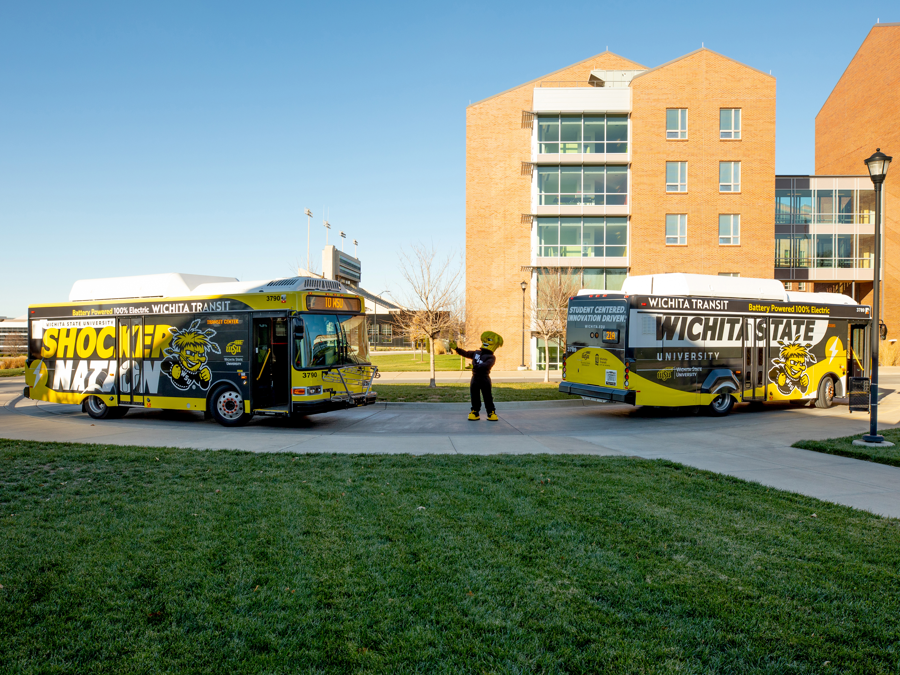 WSU Transit shuttle buses