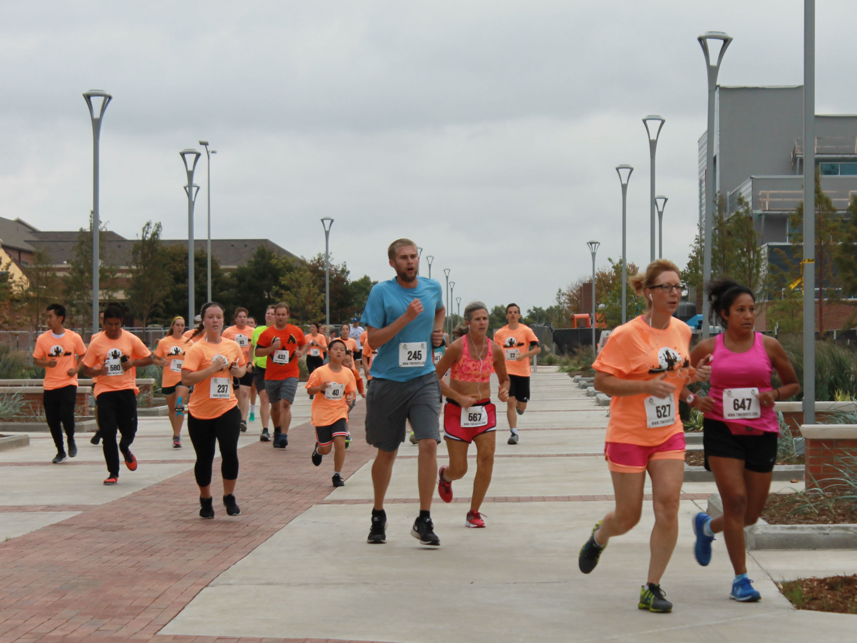 2018 Pumpkin Run 5k runners