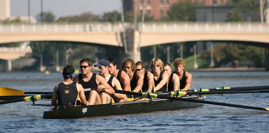 WSU's men's varsity and novice eight took first place at the Upper Midwest Collegiate Rowing Sprints.

