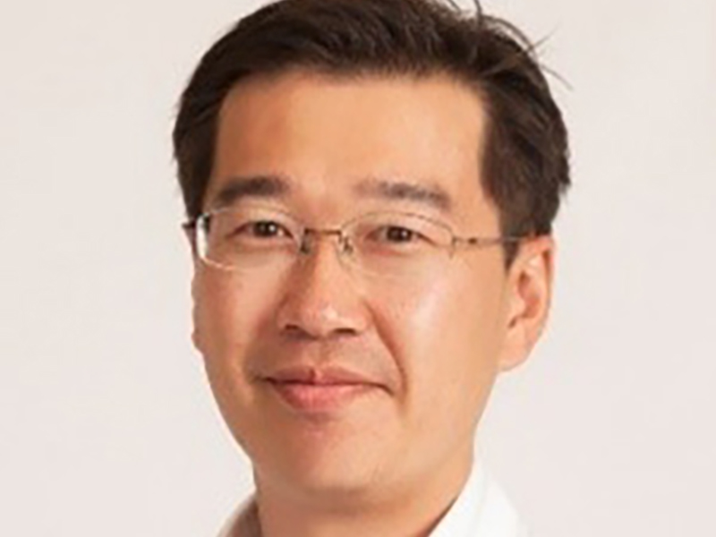Dr. Gisuk Hwang