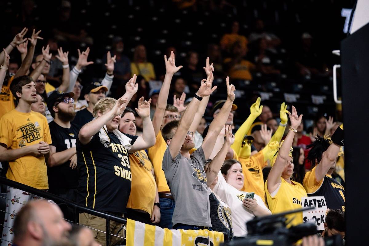 AfterShocks fans AfterShocks fans