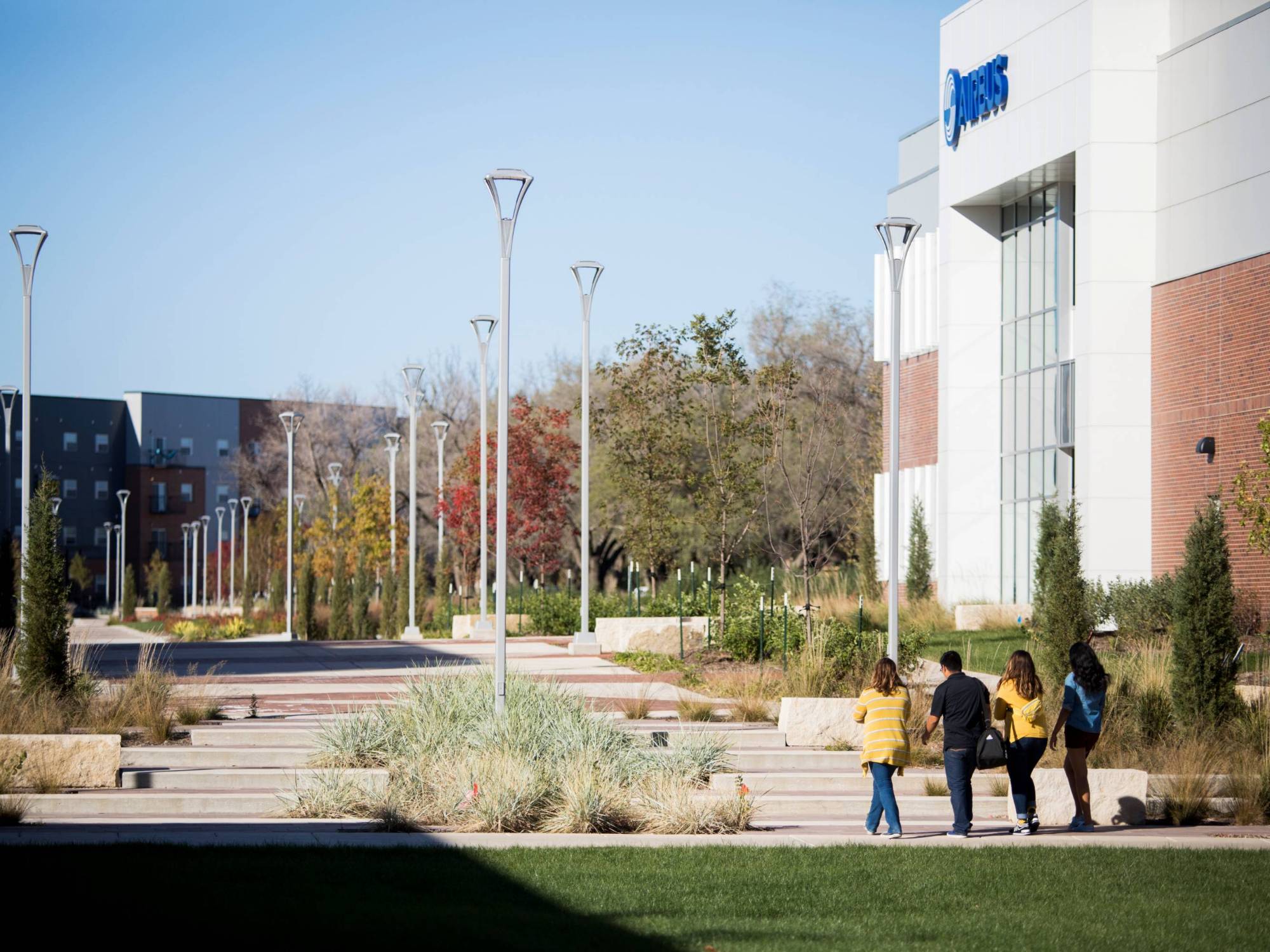 Students walking through innovation campus.