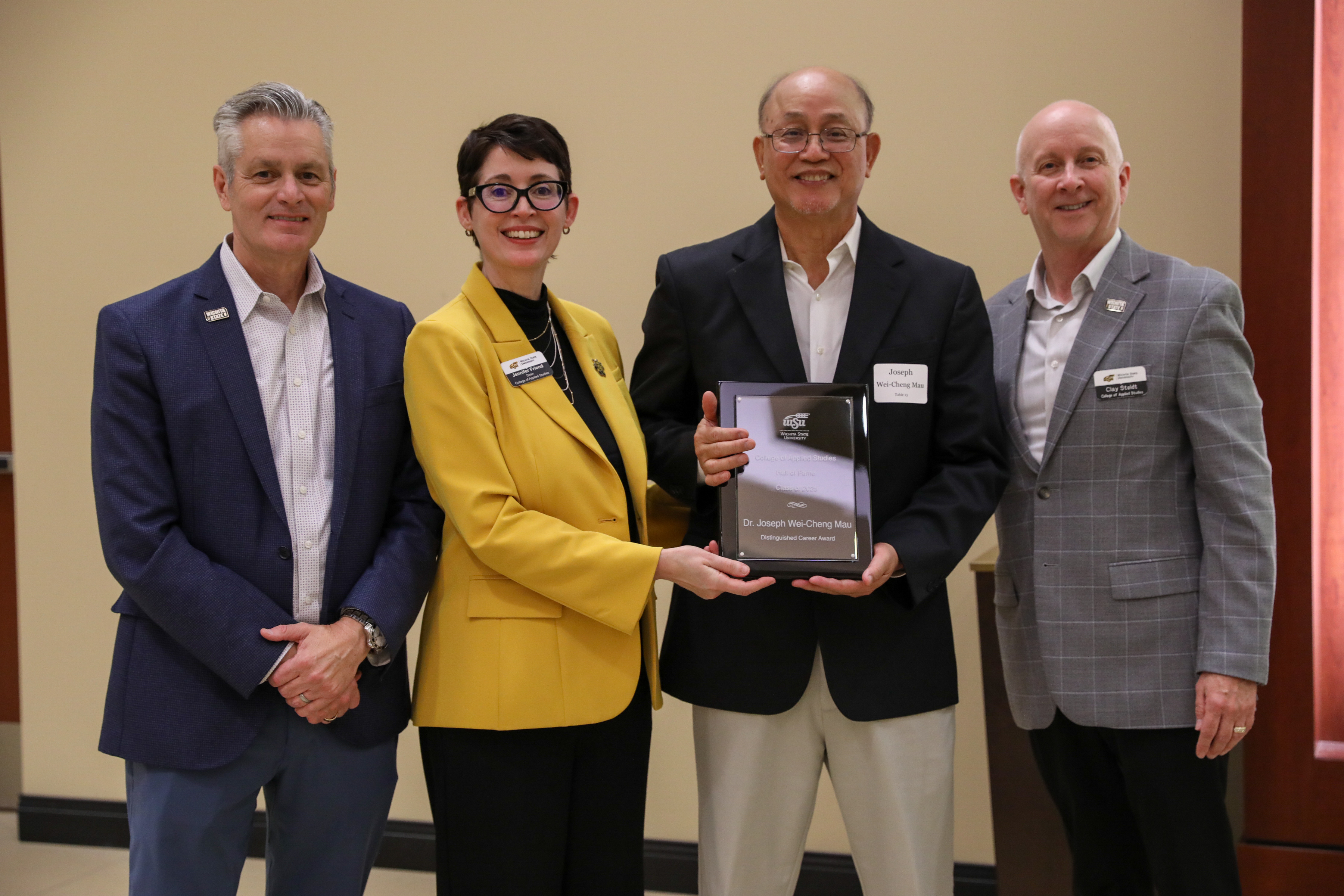 Joseph Wei-Cheng Mau with Award