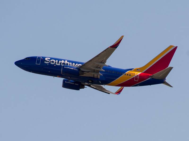 Southwest Airline plane in flight.