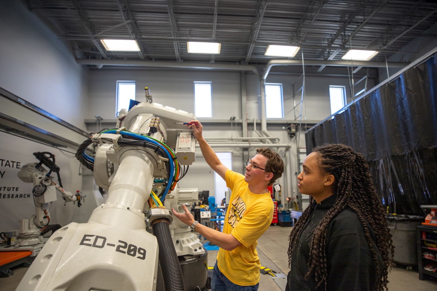 Applied Engineering Program