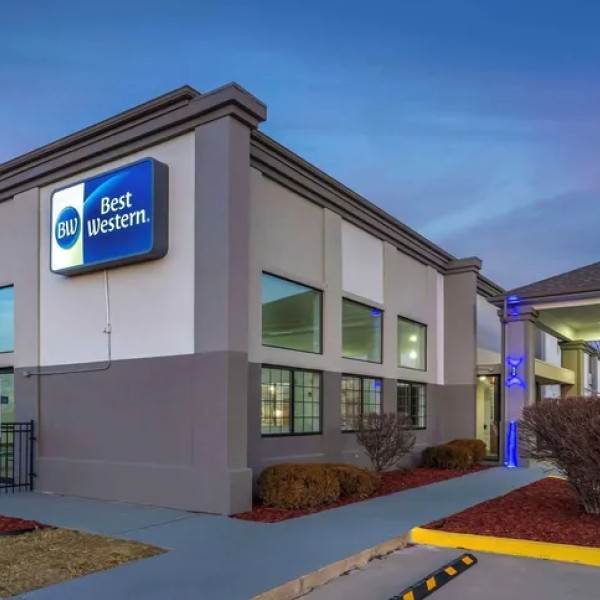 Best Western hotel Park City Kansas Pic of the Best Western in Park City