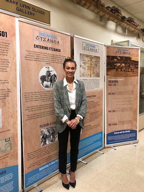 Etzanoa Traveling Exhibit Etzanoa Traveling Exhibit