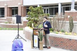 Erick Cruz emcees the WSU Foundation's Scholarship Celebration. Erick Cruz at podium