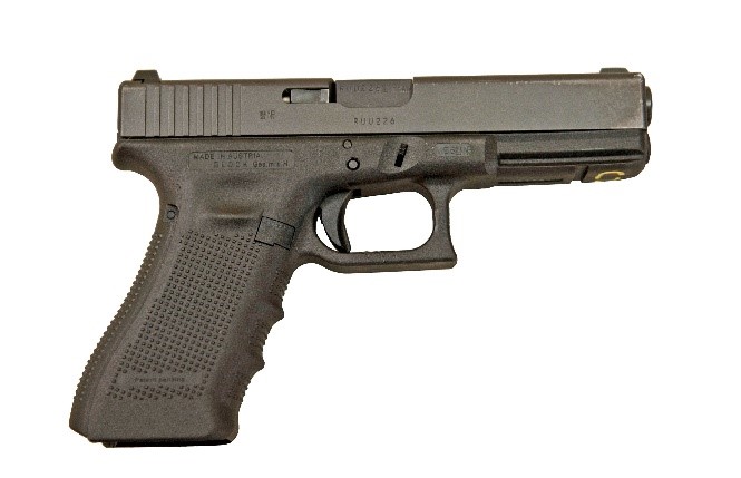 Photo of a semiautomatic pistol.