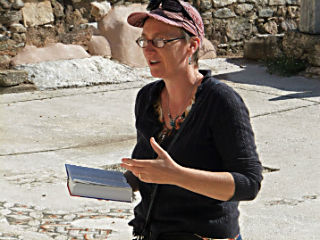 Rannfrid Thelle lecturing onsite at the ancient synagogue in Sardis, Turkey