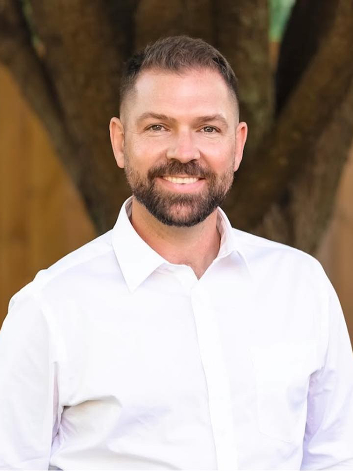 Josh Duncan headshot.