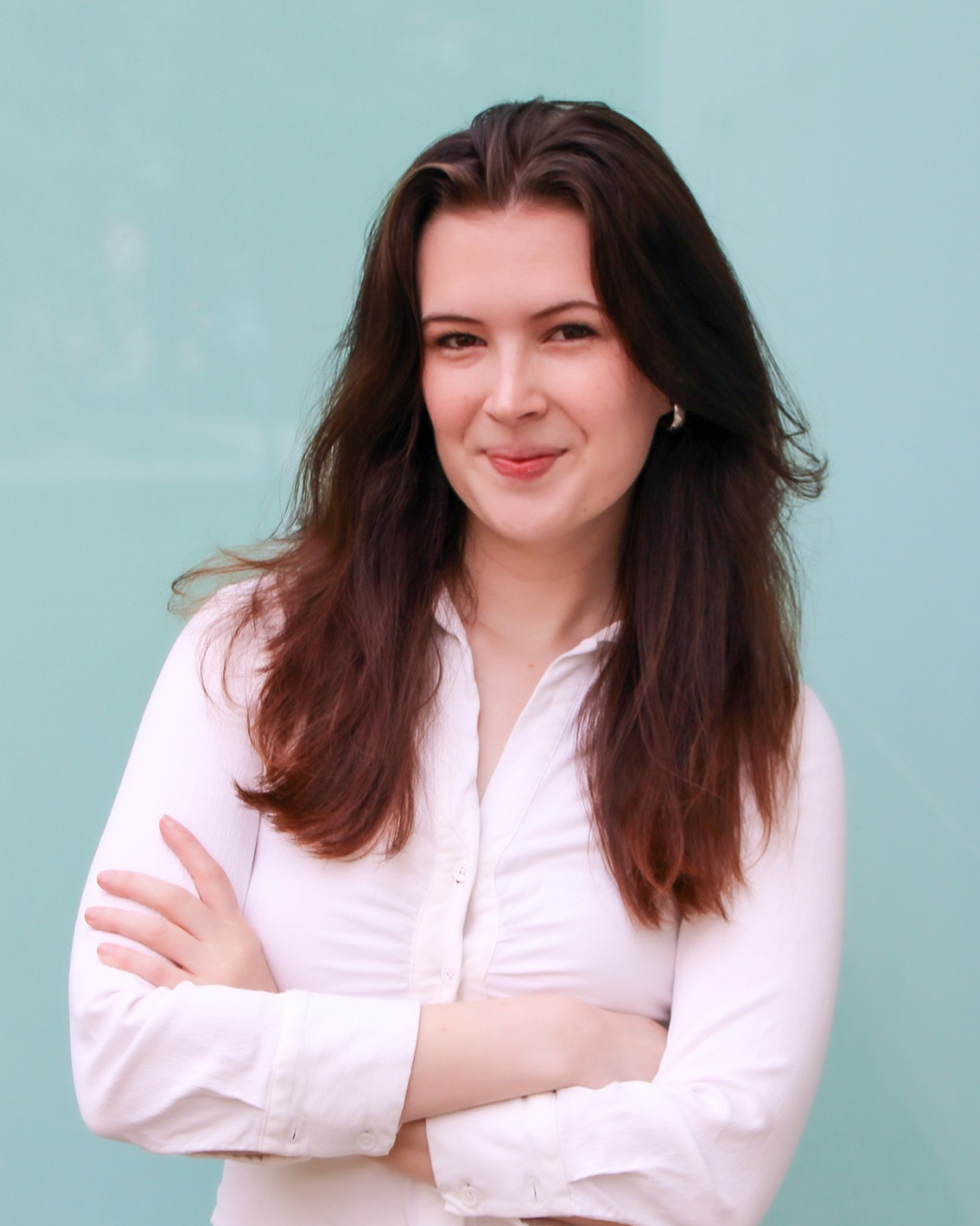 Anna's Headshot Anna Halza