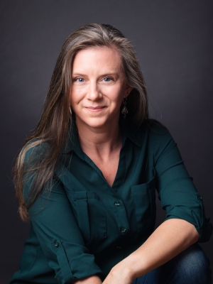 Megan Bascom Headshot