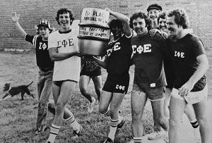 Sigma Phi Epsilon took home the champions' keg at the 1976 Tug of War