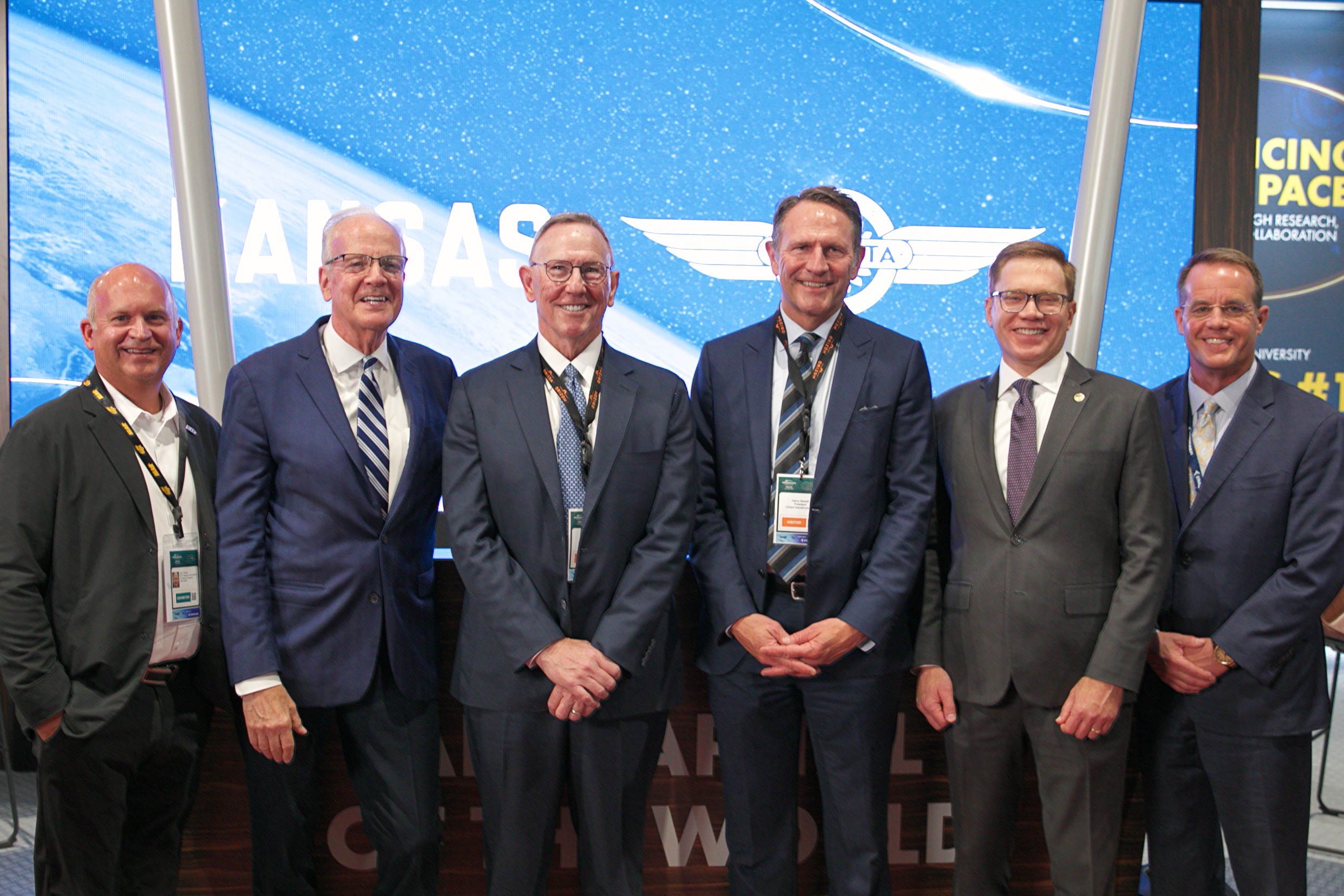 Image of John Tomblin, Senator Jerry Moran and Orizon Aerostructures team at Farnborough International Airshow