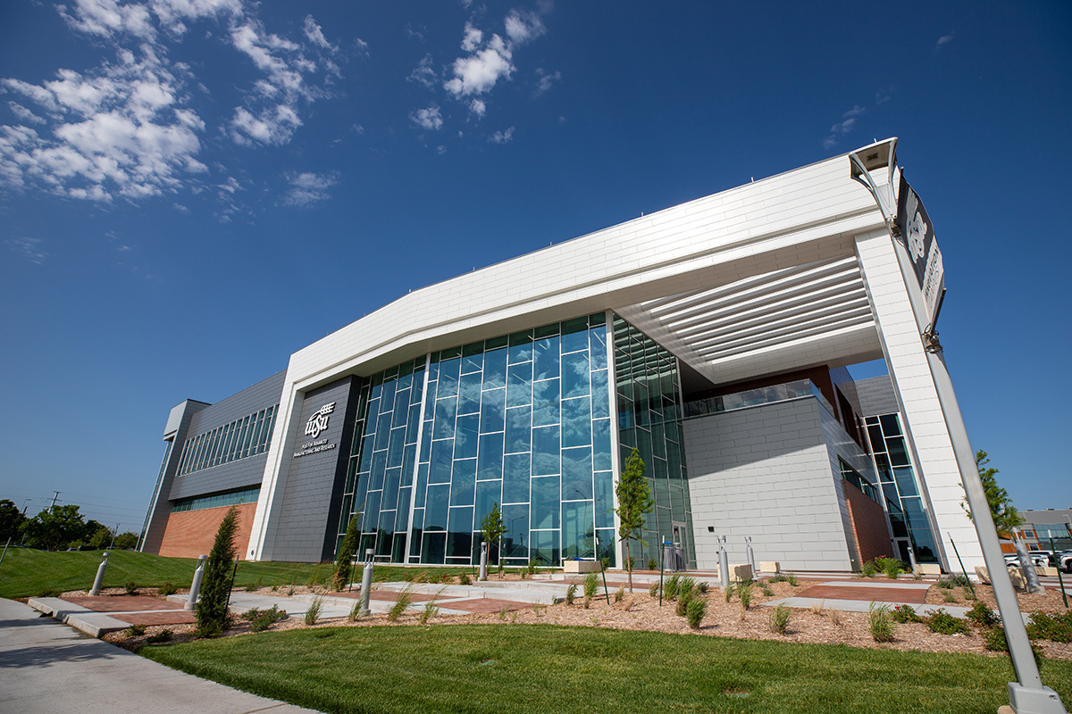 Image of the outside of the Hub for Advanced Manufacturing and Research building located on the WSU Innovation Campus Representatives from Wichita State University, Hexcel and the state of Kansas celebrated the groundbreaking of the new Hexcel Applications Center that will be built at NIAR's location on South Oliver in Wichita.