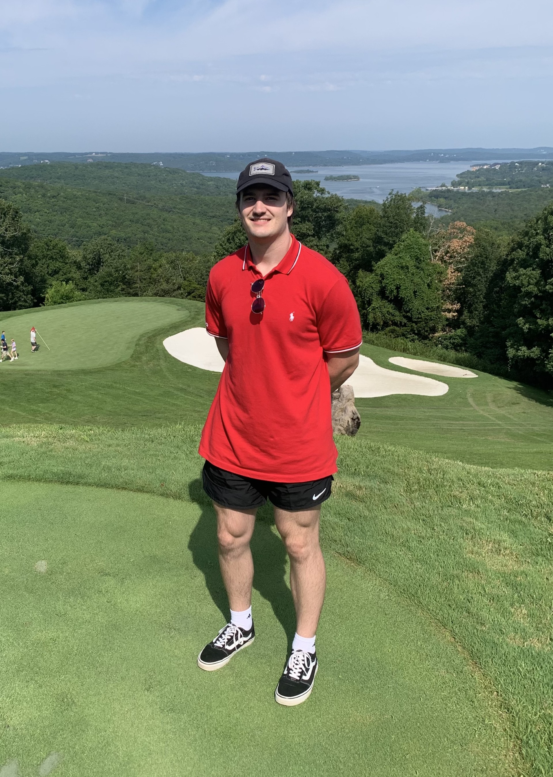 Photo of Peyton Henry golfing