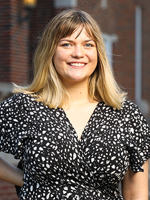 Annie Wasinger, Undergraduate Student Advocate