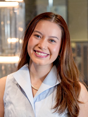 Mollie Brozek, Accounting major