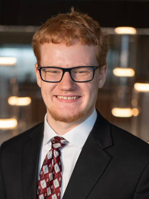 Creag Kamerick, Finance