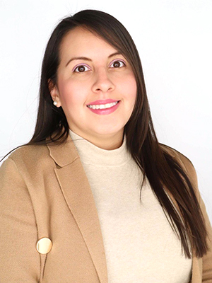 Fabiola Ayarza, Employer Relations Student Assistant