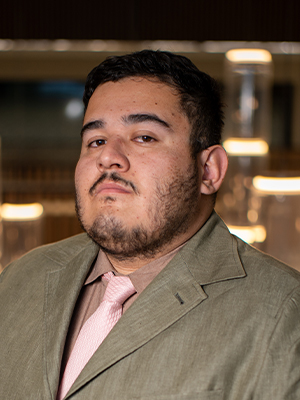 Osvaldo Tinajera, Accounting