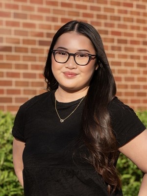 Anjolina Phouthavong, Student Assistant – Applied Learning