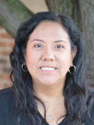Elia Ortega, Specialist / First-Year Advisor