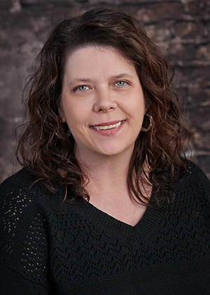 Stephanie Bond, Assistant Educator for Multimedia Communication