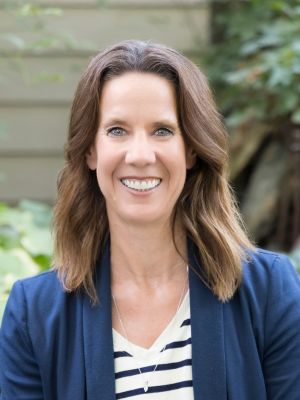 Tonya Bronleewe