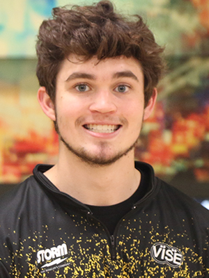 Carter Street, Senior