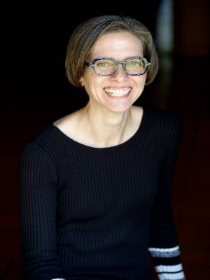 Mia Ocean PhD, LSCSW (KS), LCSW (FL), LMFT (FL), MSW Program Director and Associate Professor