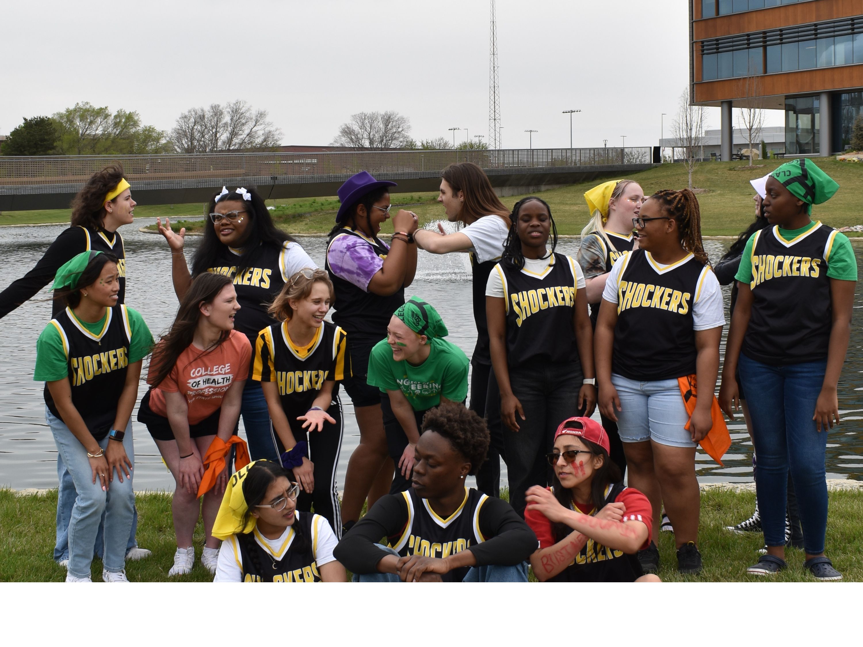 Transition Mentor team outside of Woolsey Hall.