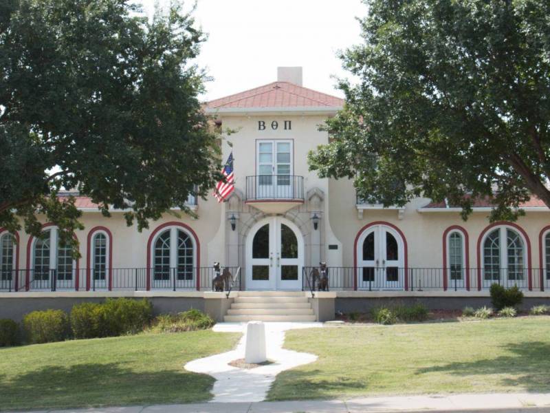 Beta Theta Pi House